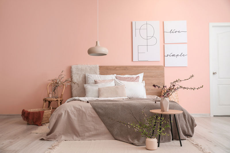 Пастельный розовый в спальне