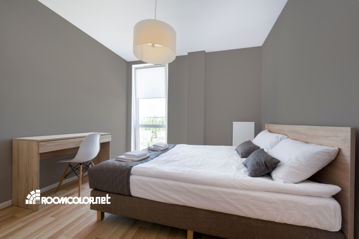Dulux 15YY 33/043