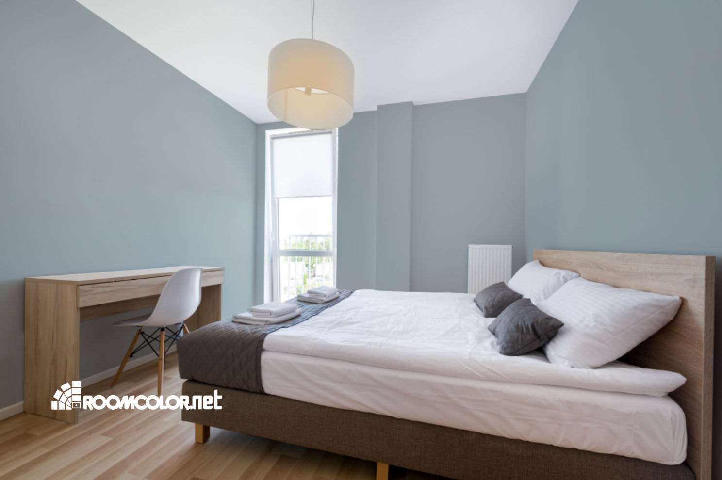 Dulux 30BG 56/045