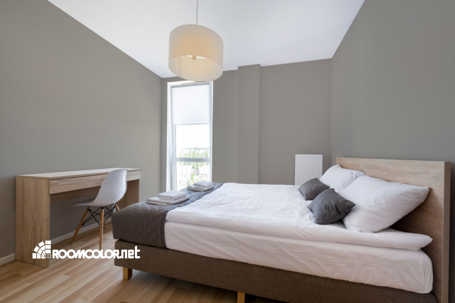 Dulux 40YY 41/054
