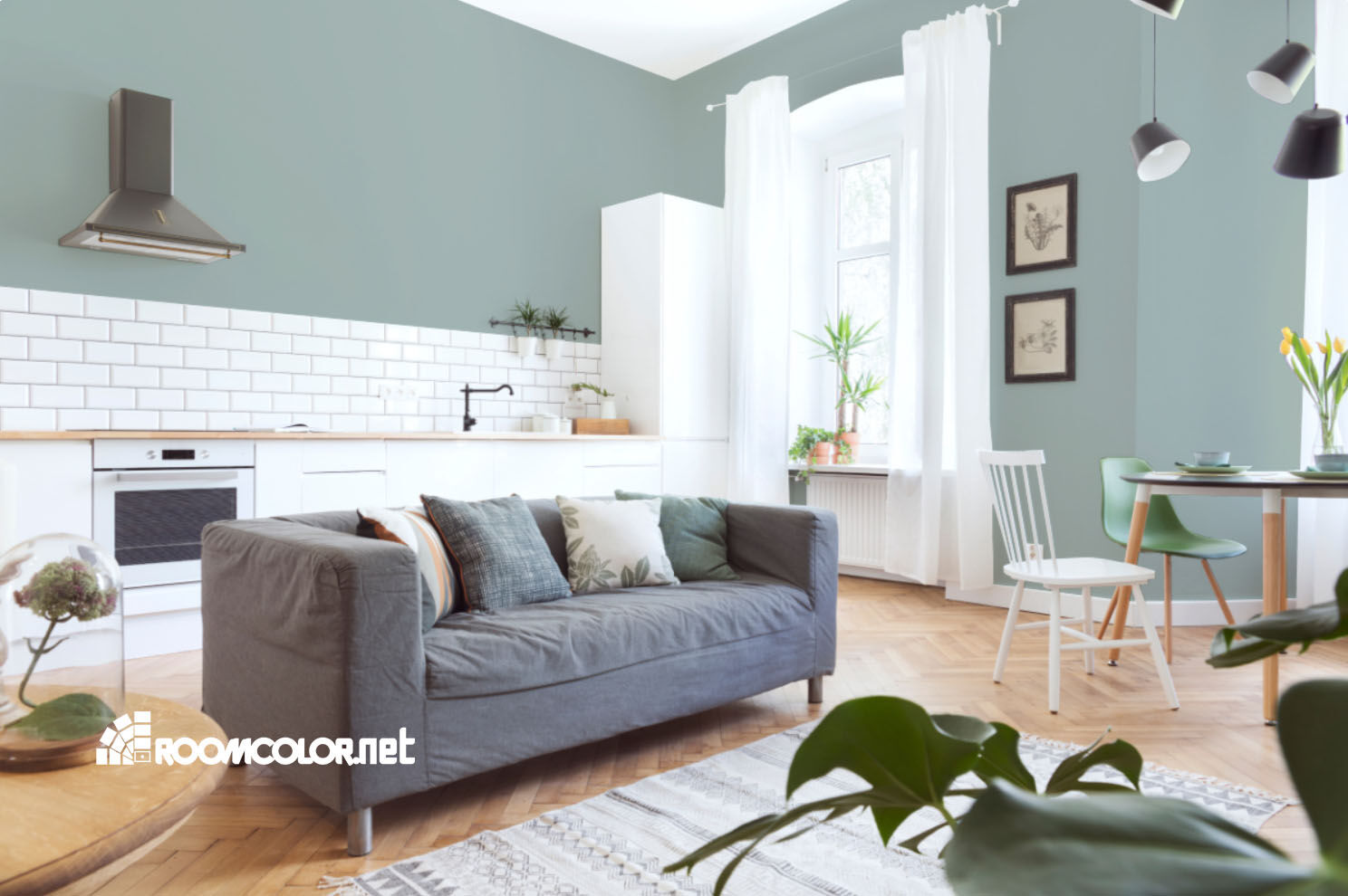 Dulux 54GG 47/053
