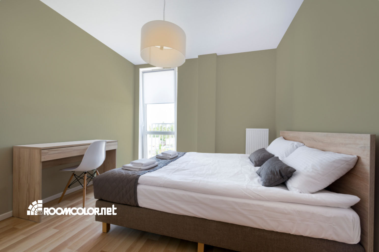 Dulux 70YY 46/160