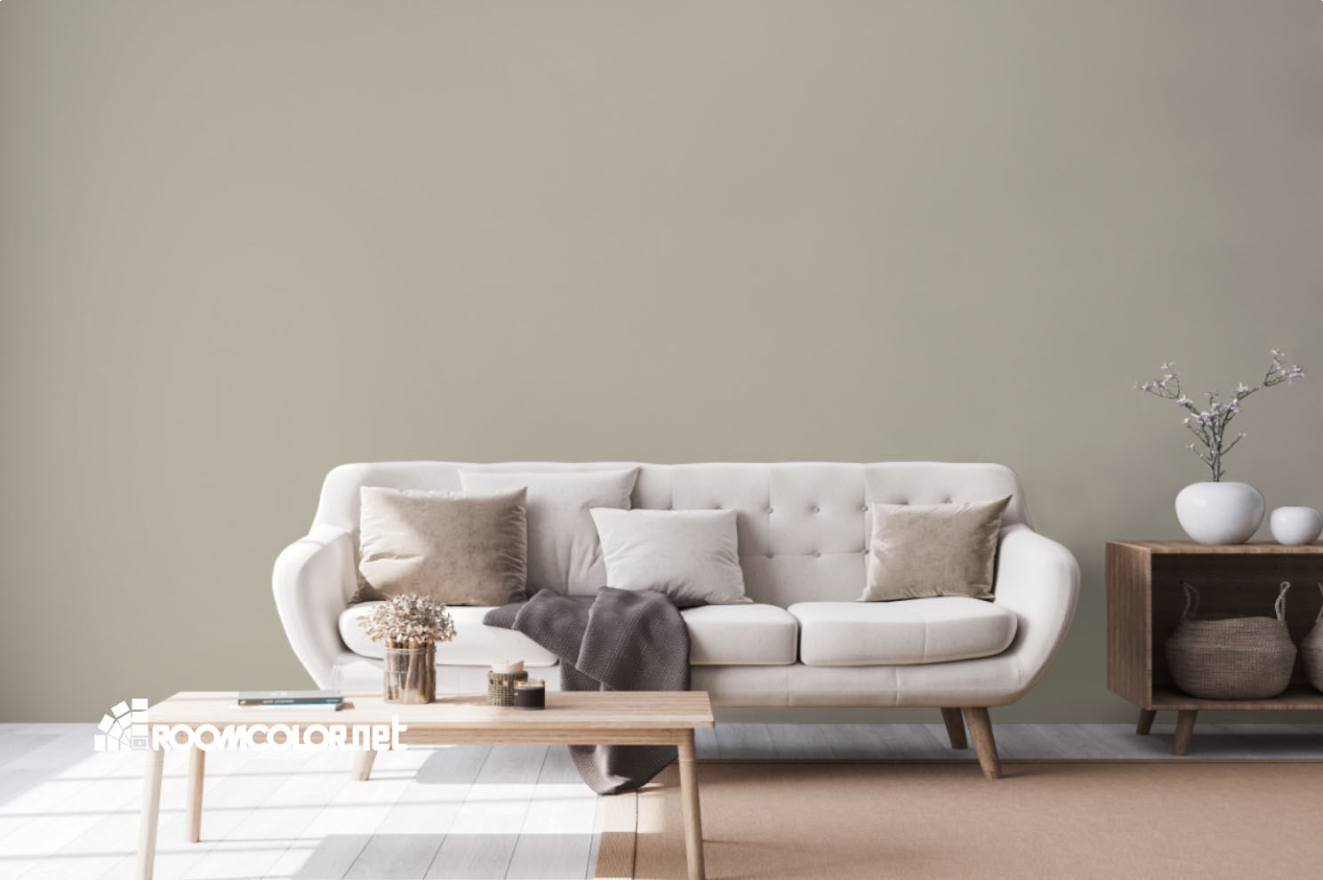 Dulux 70YY 57/098