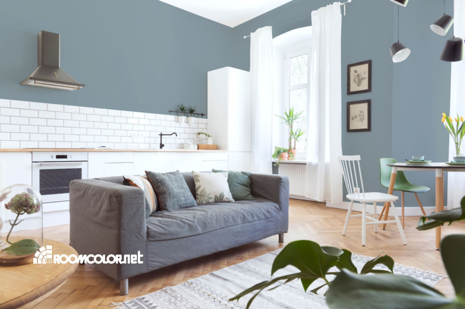 Dulux 90BG 35/068