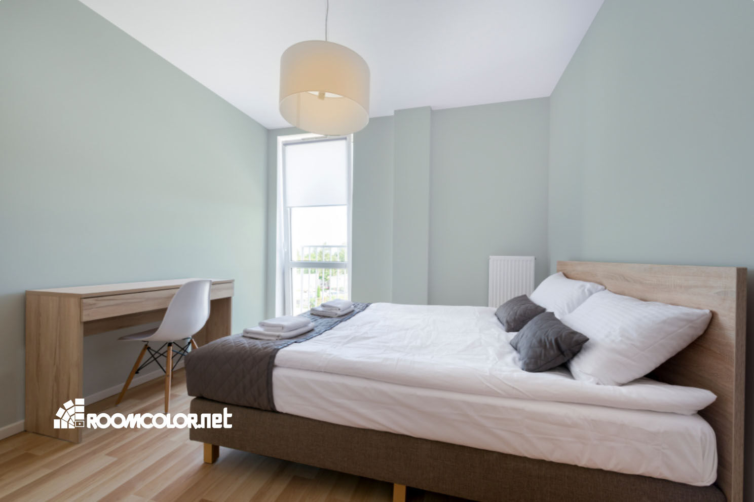 Dulux 90GY 72/040