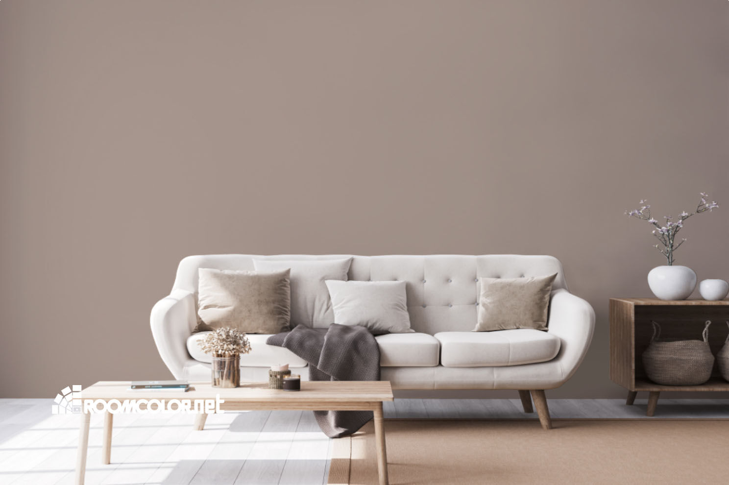Dulux 90YR 43/101
