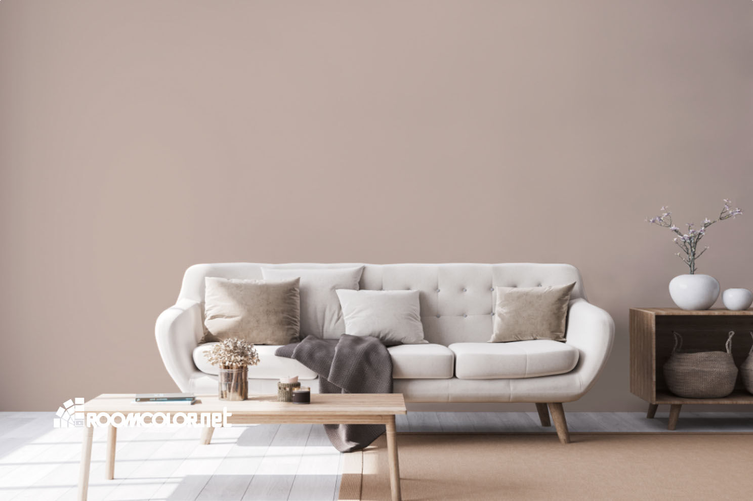 Dulux 90YR 59/108