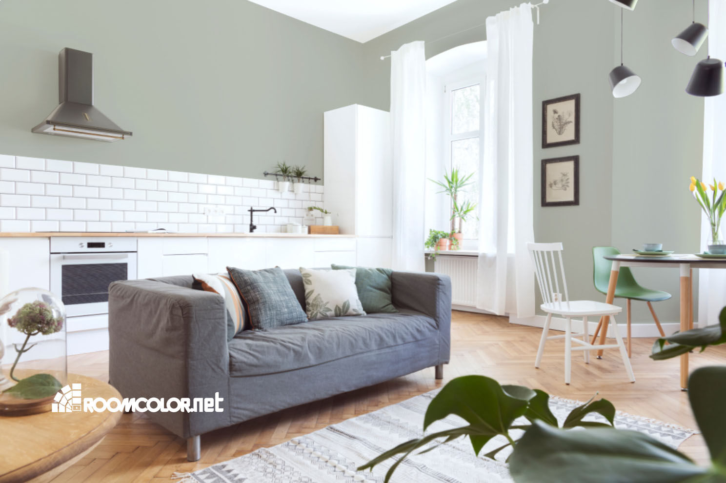Dulux 99YY 55/056
