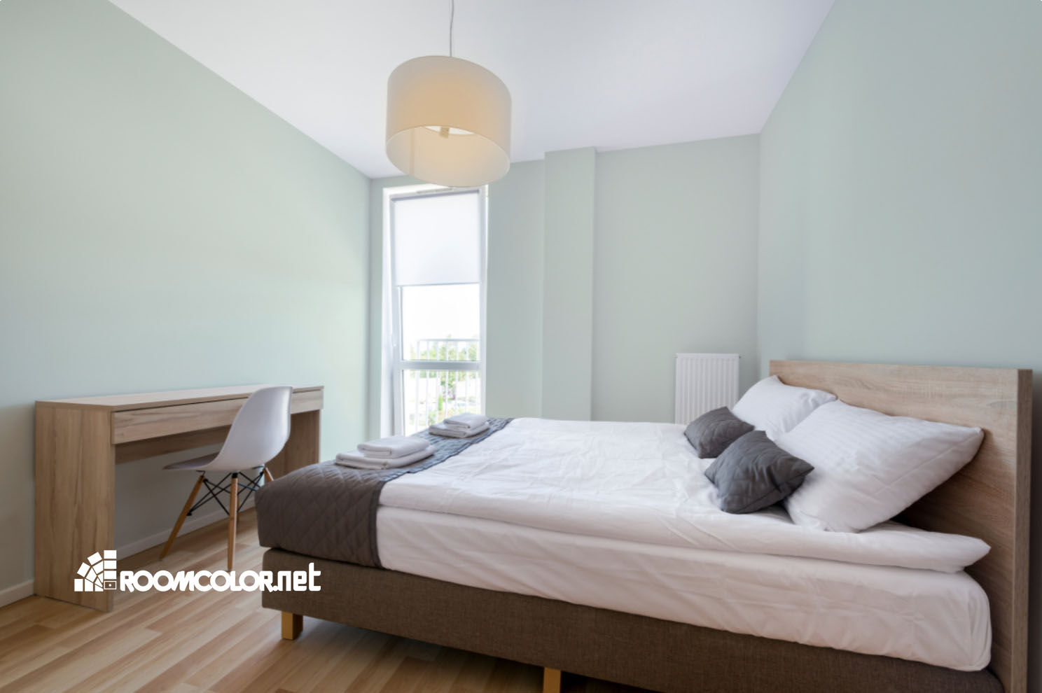 Dulux 80GY 85/051