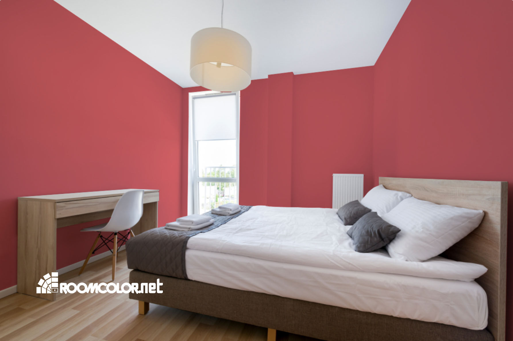 Dulux 00YR 26/490
