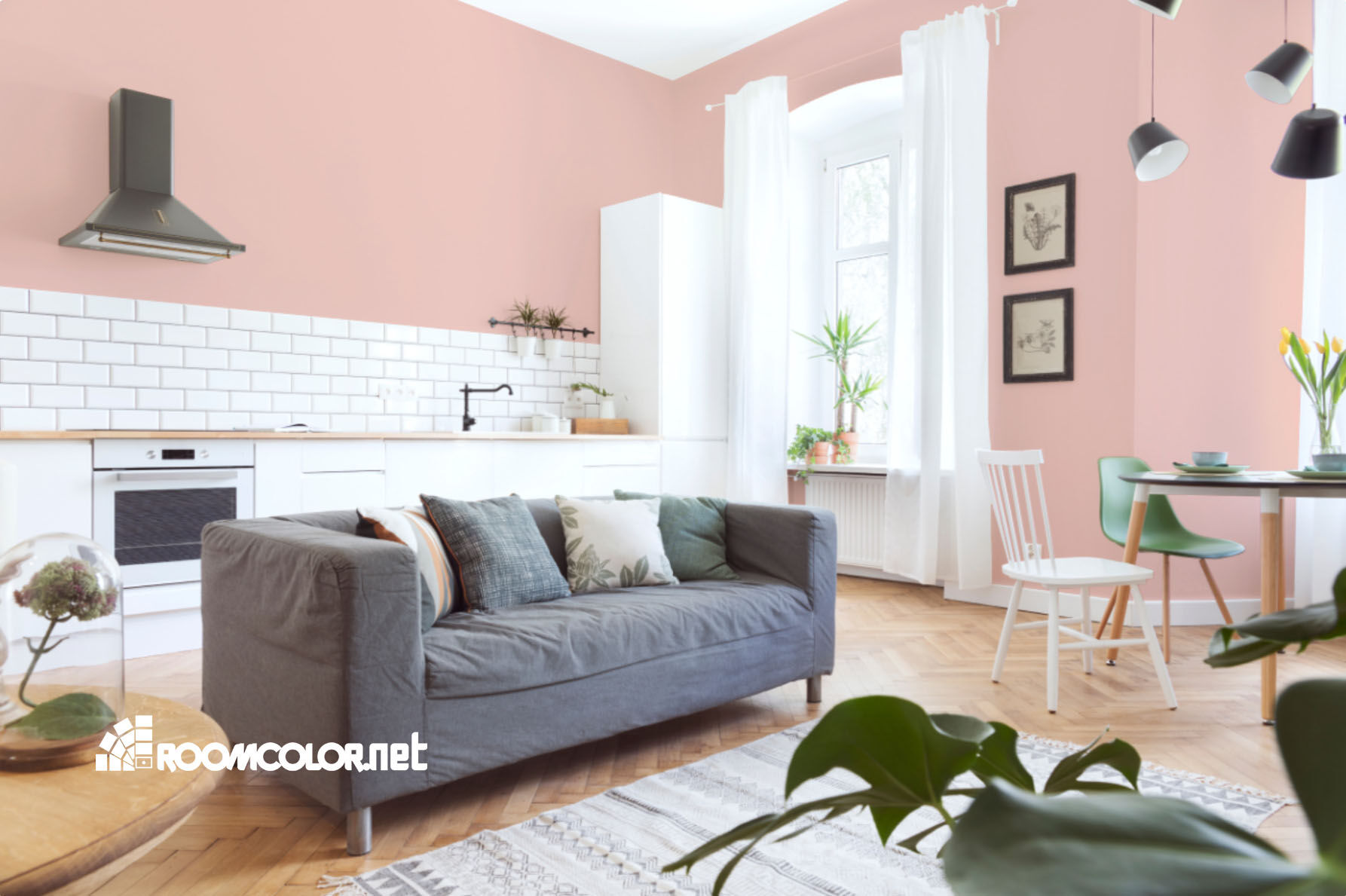 Dulux 28YR 67/165