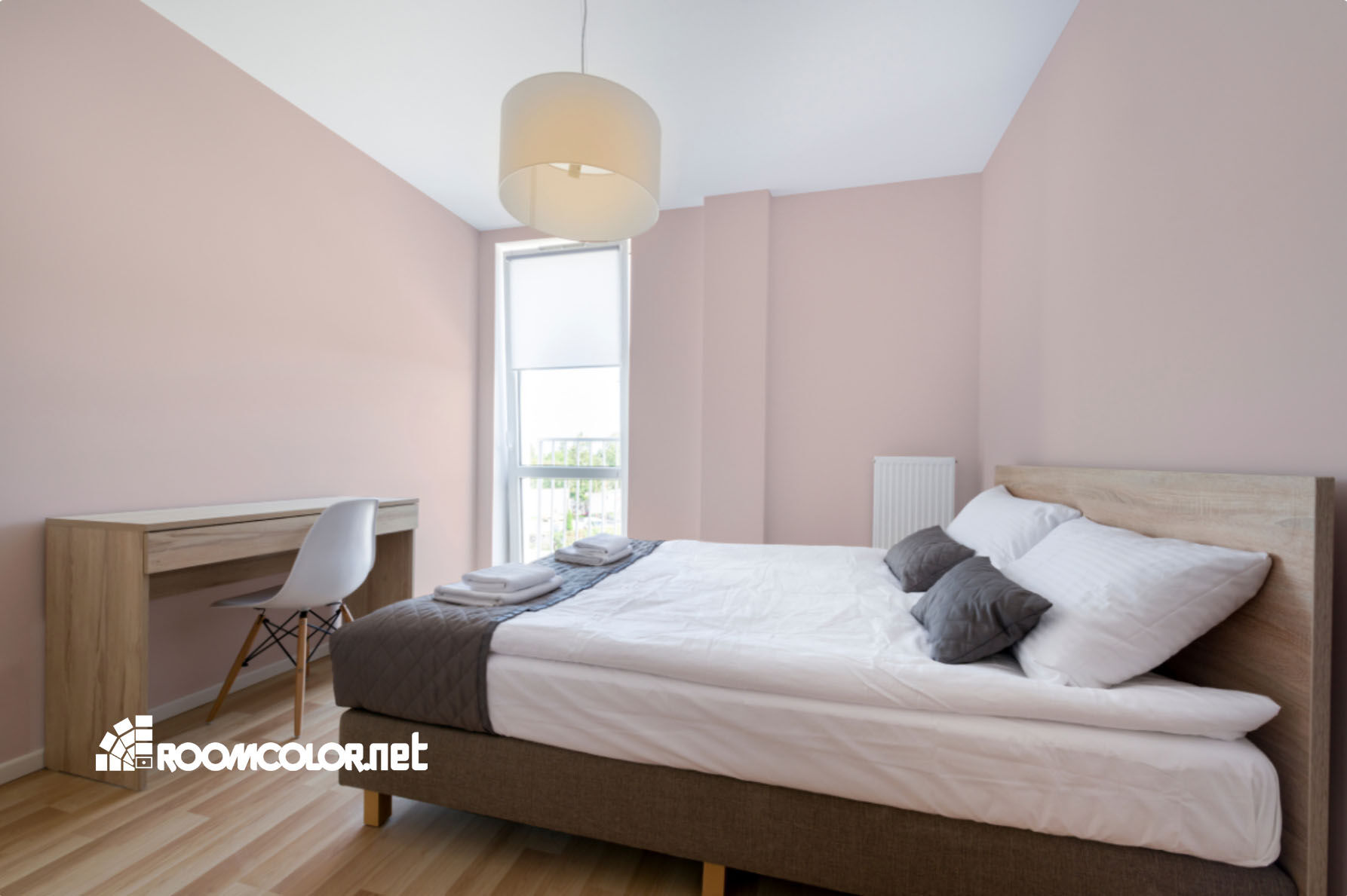 Dulux 43YR 75/089 Peach Blossom